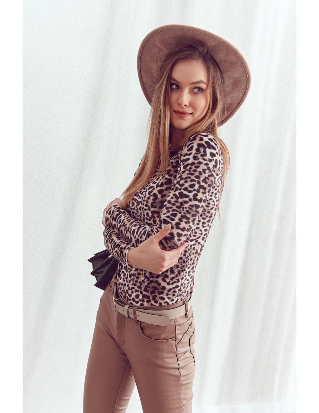 Body din velur cu guler leopard 7431 - Magazin online - Boutique